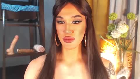 aleinacroft online show from March 3, 6:48 am