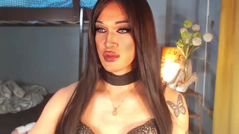 aleinacroft online show from February 18, 6:37 am