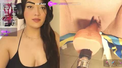 Snapshot of aleja20_ chatting on October 15, 11:55 am joha online show from October 15, 11:55 am