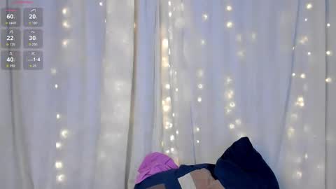 Snapshot of aleja_rossi chatting on October 8, 3:40 pm Aleja online show from October 8, 3:40 pm