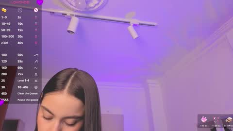 Alejandra online show from March 18, 11:49 am