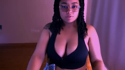 Alejandra  online show from February 2, 4:58 pm