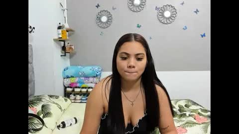 alejandra_evanss online show from September 28, 2:31 am