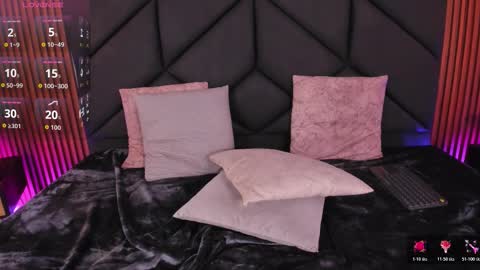 Aleja  online show from October 25, 10:10 pm