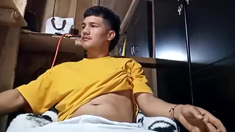 alejandro_miuller online show from June 3, 4:59 am
