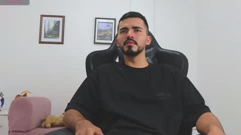 Snapshot of alejandroo_7 chatting on September 23, 4:23 pm alejandroo_7 online show from September 23, 4:23 pm