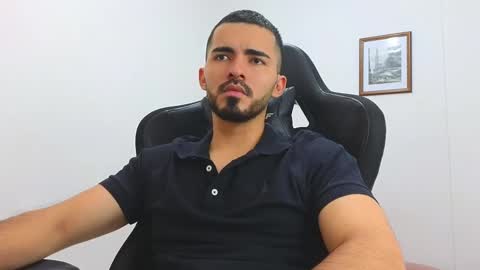 Snapshot of alejandroo_7 chatting on March 1, 7:37 pm alejandroo_7 online show from March 1, 7:37 pm