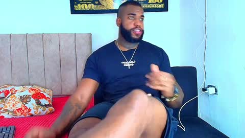 alejo_21cm online show from April 7, 7:32 am