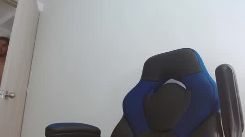 David online show from March 1, 4:00 pm