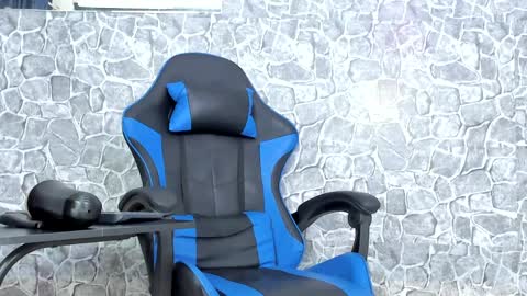 alejo peverell online show from April 6, 8:54 pm