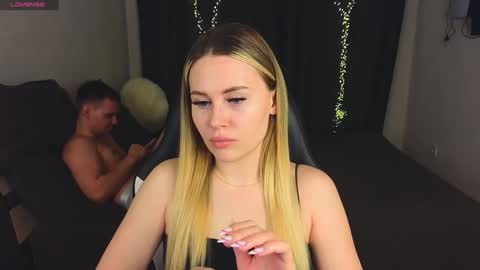 Snapshot of alena_hot_sex chatting on January 25, 5:08 pm Alena online show from January 25, 5:08 pm