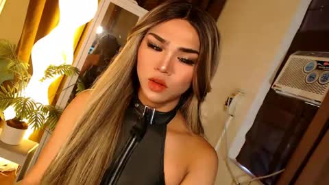 alenajones online show from May 6, 1:22 am