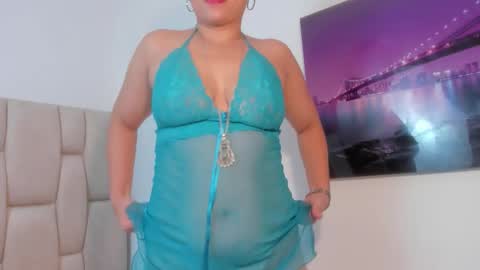 alennax online show from February 2, 12:12 pm