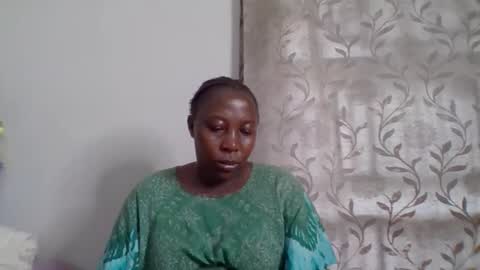 Snapshot of alesha_ chatting on September 27, 7:17 am Noreen Kennth and Emilly online show from September 27, 7:17 am