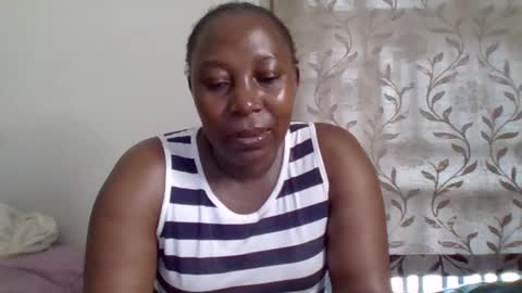 Snapshot of alesha_ chatting on September 28, 7:28 am Noreen Kennth and Emilly online show from September 28, 7:28 am