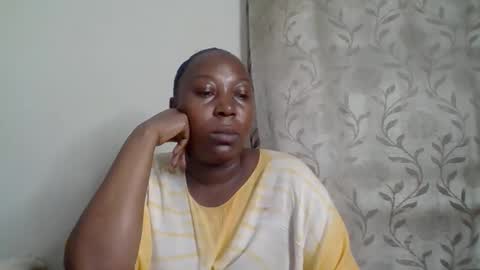 Snapshot of alesha_ chatting on October 8, 7:14 am Noreen Kennth and Emilly online show from October 8, 7:14 am