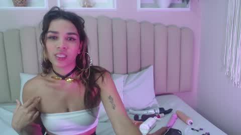 Aleska 3 online show from November 24, 2:38 pm