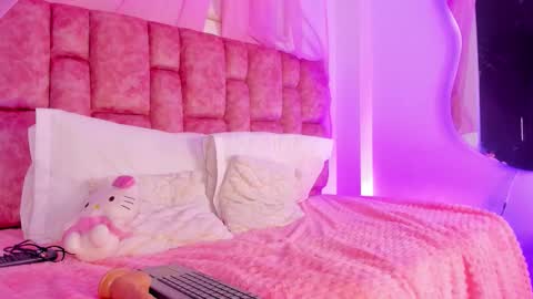 Ale  online show from February 27, 8:34 pm