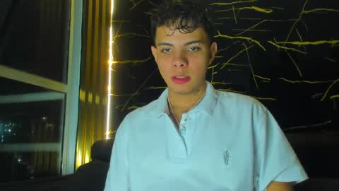 Alessandro online show from April 2, 4:09 am