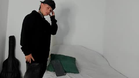 Alessandro online show from July 8, 2:04 am