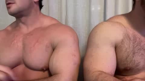 Alessandrobuilder online show from November 17, 11:29 pm