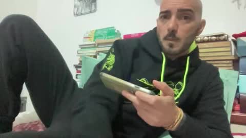 alessandromori91 online show from May 10, 6:47 pm
