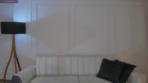 Snapshot of alessiacorleone_ chatting on October 18, 8:13 pm Alessia online show from October 18, 8:13 pm