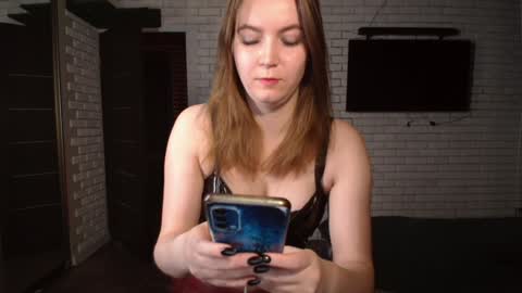 Snapshot of alessssamistress chatting on February 5, 2:37 pm Alex online show from February 5, 2:37 pm