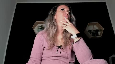 alesys69 online show from May 12, 8:51 pm