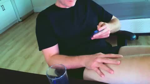 alex42696969 online show from April 24, 1:51 am