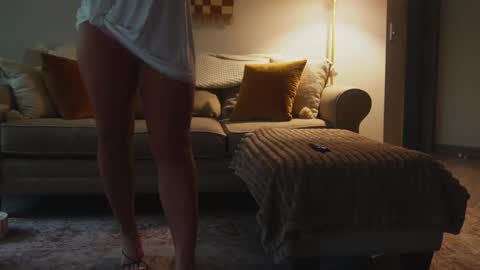 Snapshot of alex499990 chatting on January 22, 3:40 pm alex  online show from January 22, 3:40 pm