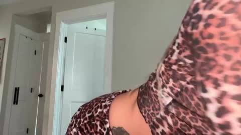 Snapshot of alex499990 chatting on September 18, 9:08 pm alex  online show from September 18, 9:08 pm