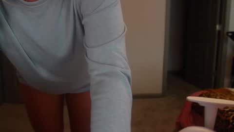 Snapshot of alex499990 chatting on January 15, 2:46 pm alex  online show from January 15, 2:46 pm