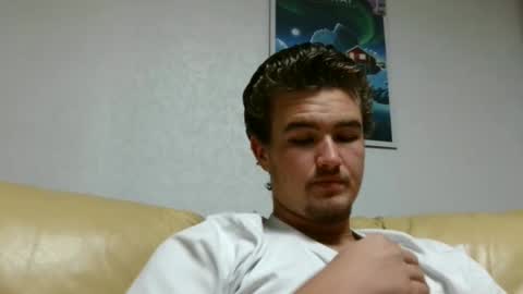 Alex83530 online show from January 1, 8:47 pm