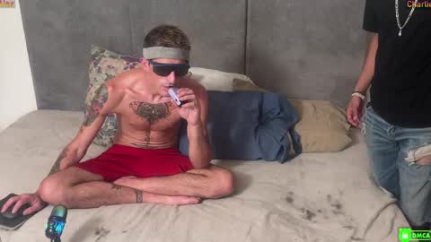 alex_and_charlie online show from May 18, 1:26 am