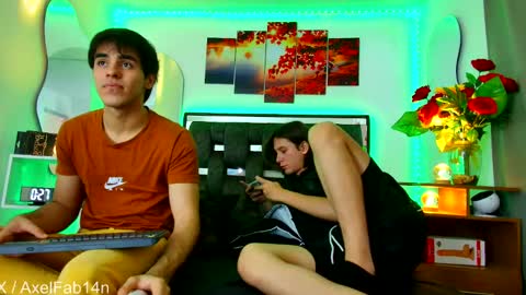 sneider online show from March 5, 6:23 pm