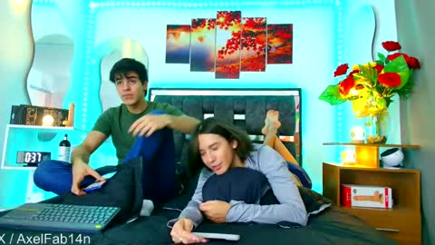 sneider online show from March 3, 6:46 pm