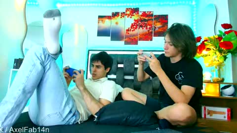 sneider online show from March 2, 9:54 pm