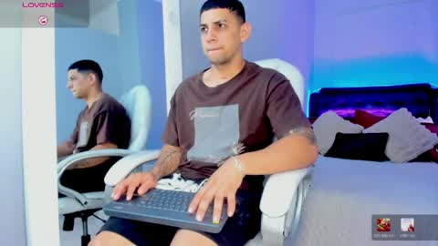 alex online show from June 5, 1:27 pm