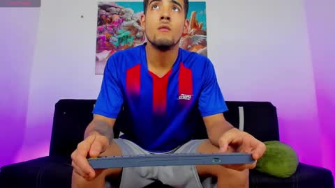 i am Alex online show from February 23, 1:35 am