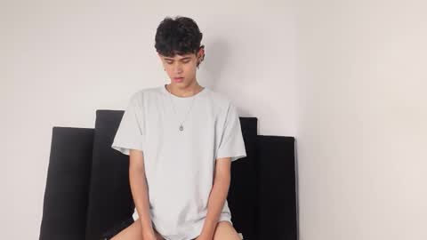 Snapshot of alex_mark_ chatting on September 8, 7:24 pm alex_mark_ online show from September 8, 7:24 pm