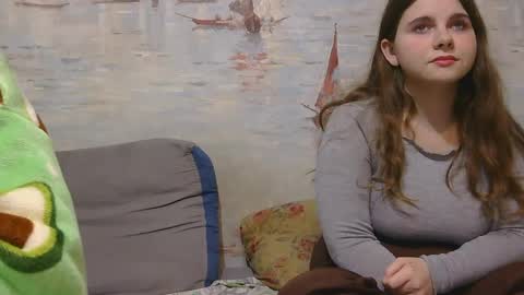 Alex and Sarah online show from April 12, 11:42 pm