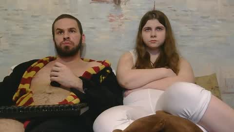 Alex and Sarah online show from May 6, 10:38 pm