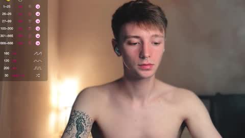 Snapshot of alex_schafer chatting on October 5, 5:16 am alex_schafer online show from October 5, 5:16 am