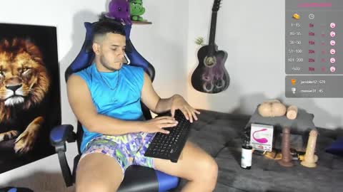 Snapshot of alex_woll11 chatting on February 9, 3:32 am Alex Woll online show from February 9, 3:32 am