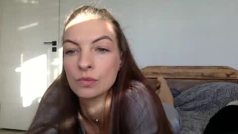 Snapshot of alexa_dreaam chatting on October 12, 6:28 am alexa_dreaam online show from October 12, 6:28 am
