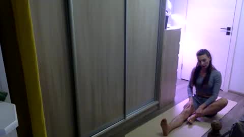 Snapshot of alexa_dreaam chatting on October 8, 5:19 pm alexa_dreaam online show from October 8, 5:19 pm