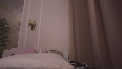 Little Duck homie online show from November 16, 5:26 pm