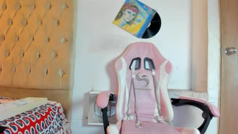 alexa_girlfox online show from April 11, 7:45 am