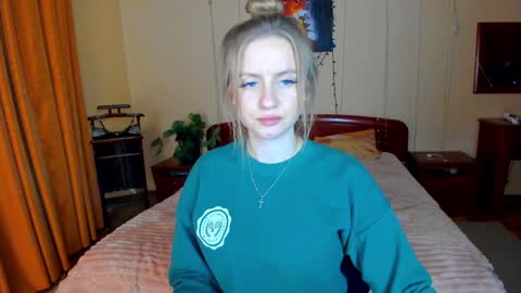 Snapshot of alexa_glory chatting on February 2, 3:28 pm Alexa online show from February 2, 3:28 pm